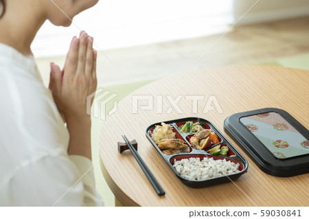 便當，年輕女子 59030841