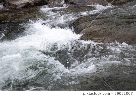 涼爽的山谷 涼爽的山谷 59031007