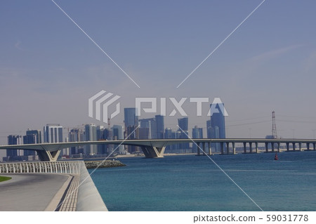 阿布扎比謝赫哈利法橋和Al Reme島上的建築物 59031778