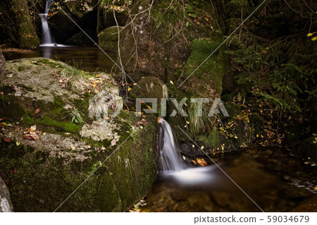 Waterfalls on the creek 59034679