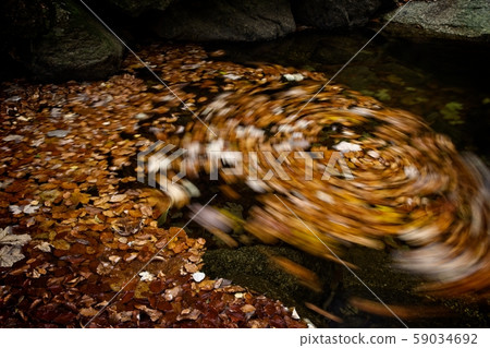 Waterfalls on the creek 59034692