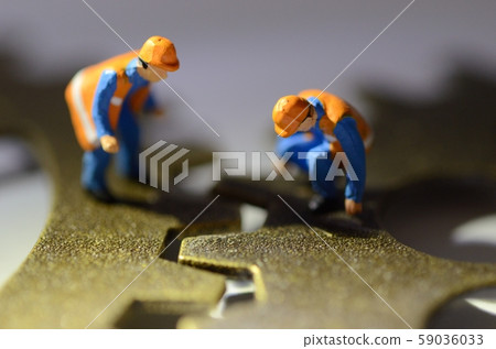 Gear and person 59036033