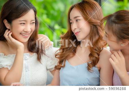 女性女性旅程度假村 59036288