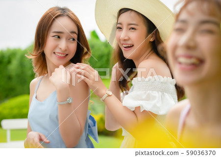 Women Women's Journey Resort 59036370