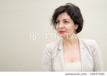 Pretty business woman, successful confidence Pretty business woman, successful confidence 59047890