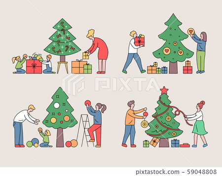 Family decorate the Christmas tree 59048808