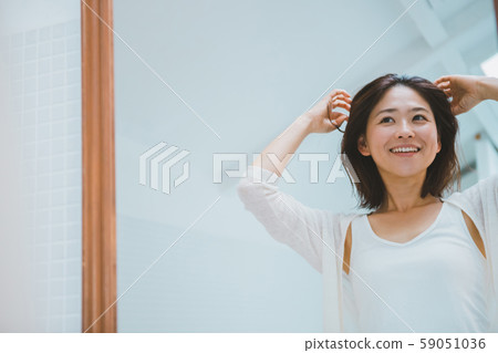 female, lady, woman 59051036