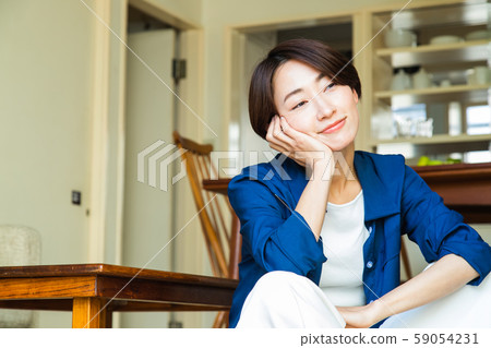 Women's living lifestyle Women's living lifestyle 59054231