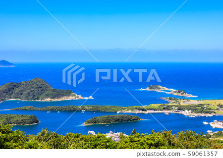 白城展望台（Gijuku城堡遺址）的景色[長崎縣五島市] 59061357