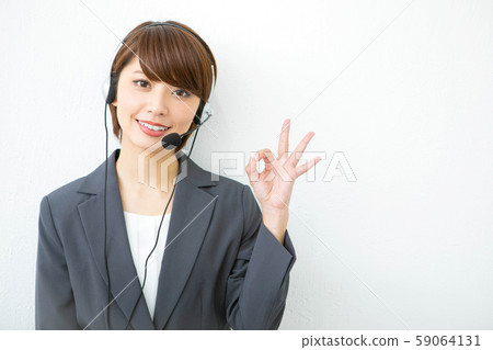 Female operator Female operator 59064131