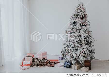 new year and Christmas tree holidays gifts 59065103