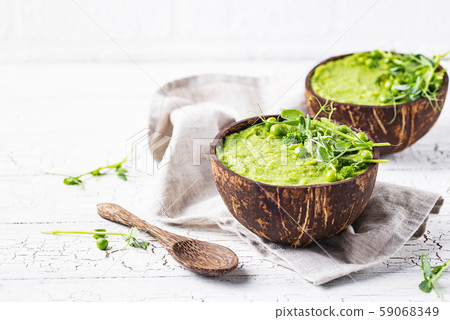 Vegan green broccoli soup or smoothie 59068349