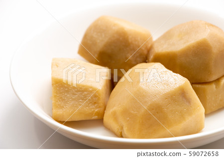 Boiled taro. Boiled taro. 59072658