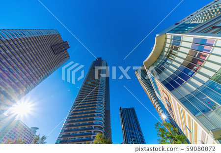 Views of Japan's Kawasaki cityscape, Musashikosugi station, tower apartments, etc. 59080072