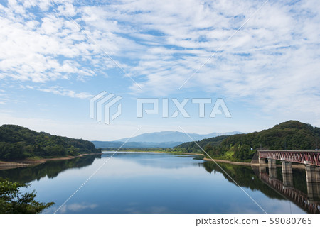 鎌倉湖藏王山脈,山脈,水面反射 鎌倉湖藏王山脈,山脈,水面反射 59080765