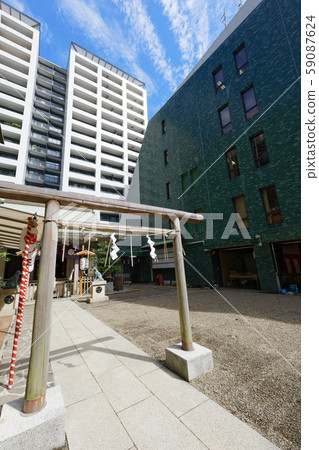 Miyamasuzaka Shrine 59087624