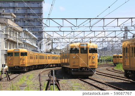 115系列被關押在下關通用汽車站 115系列被關押在下關通用汽車站 59087767