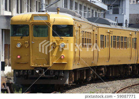 115系列被關押在下關通用汽車站 115系列被關押在下關通用汽車站 59087771