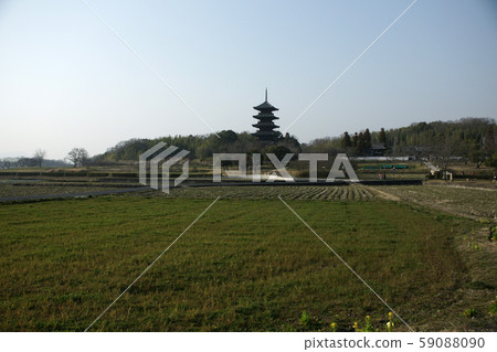 四季漫步春季 59088090