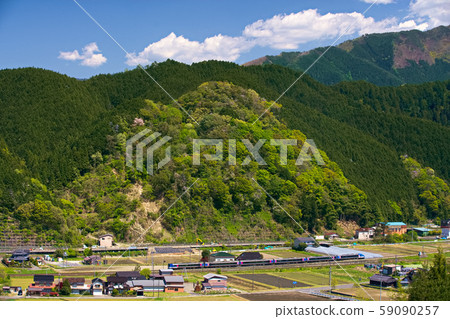 春天穿過千住屋 59090257