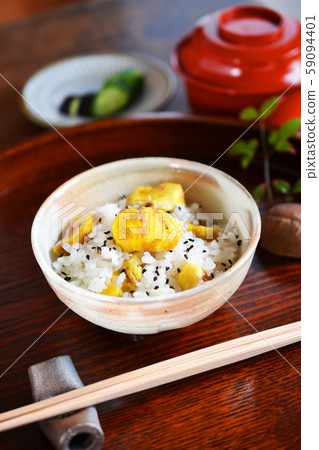 Delicious chestnut rice Delicious chestnut rice 59094401