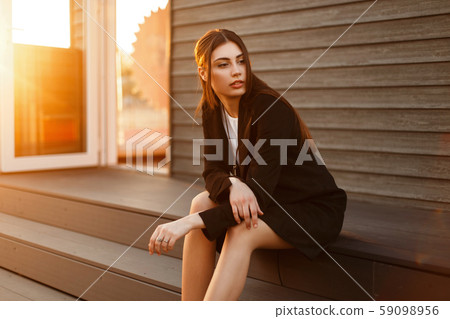 Beautiful young fashionable woman Beautiful young fashionable woman 59098956