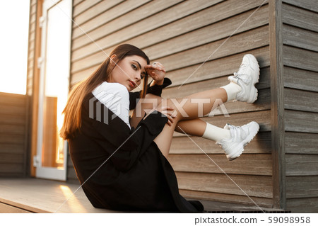 Beautiful young fashionable model woman Beautiful young fashionable model woman 59098958