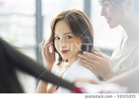 女士護髮沙龍 59103855