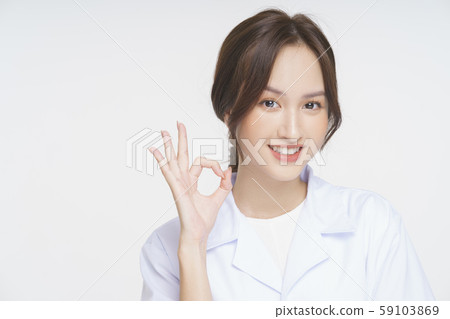 Female doctor health consultation Female doctor health consultation 59103869