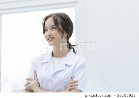 Female doctor health consultation 59103922