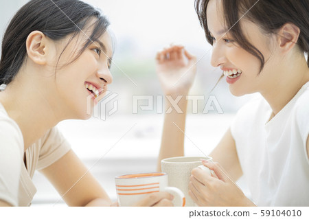Woman friend conversation Woman friend conversation 59104010