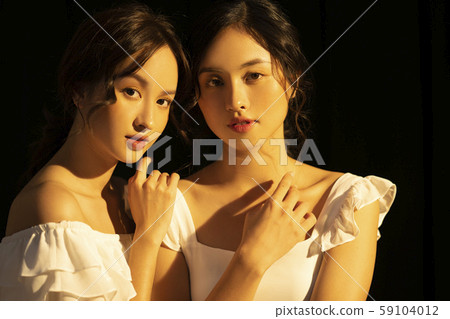 女人的美麗日落 女人的美麗日落 59104012