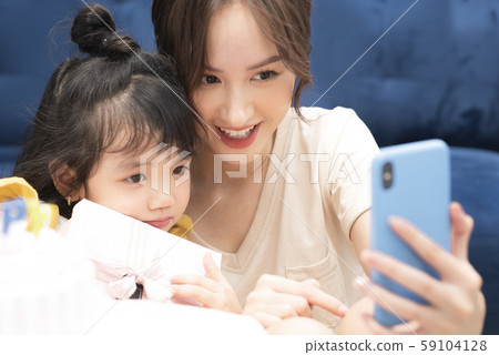 Parent and child lifestyle selfie Parent and child lifestyle selfie 59104128