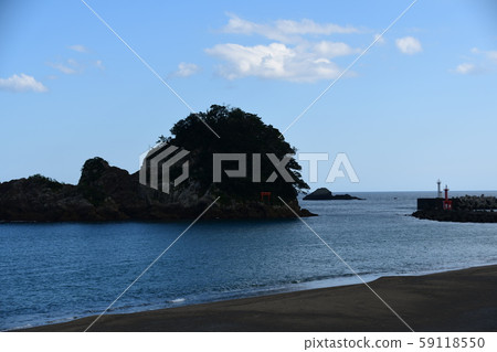 Tateshima on the Ohama Coast of Towashima Hiwasa Tateshima on the Ohama Coast of Towashima Hiwasa 59118550