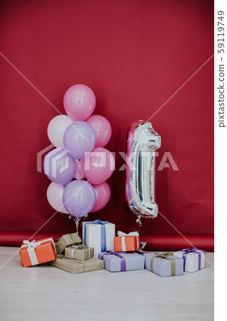 balloons of different colors with gifts for birthday 59119749