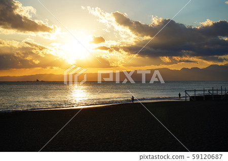 Dusk of the sea in Shonan 59120687