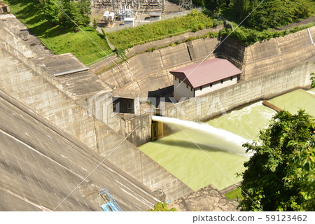 Overlooking the Omachi Dam Overlooking the Omachi Dam 59123462
