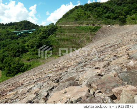 Moriyoshiyama Dam 59128875