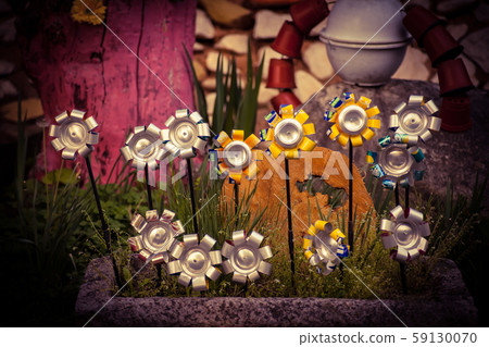 Withered flowers 59130070
