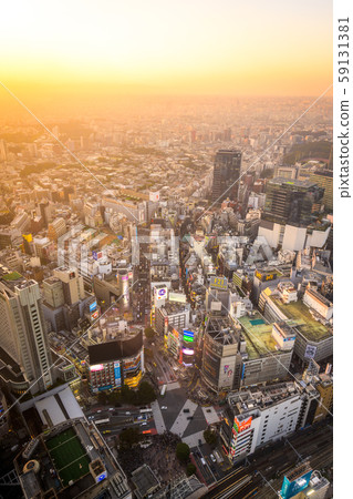 澀谷爭奪廣場的澀谷爭奪穿越的夜景 59131381