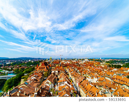 Overlooking the old town of Bern 59133691