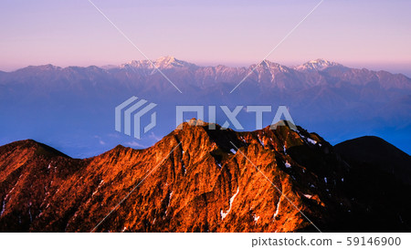 Spring Yatsugatake mountain climbing: Dawn at the summit of Mt. Akadake Spring Yatsugatake mountain climbing: Dawn at the summit of Mt. Akadake 59146900