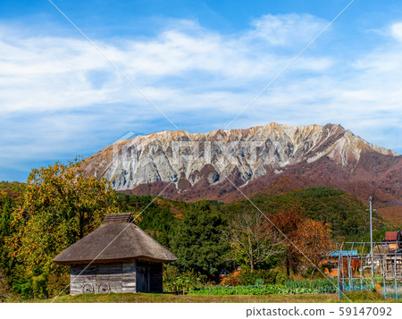 Autumn Daisen thatched roof and Daisen Autumn Daisen thatched roof and Daisen 59147092
