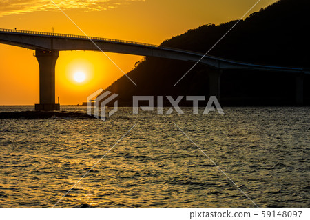 Iojima Ohashi Sunset (Nagasaki City, Nagasaki Prefecture) 59148097