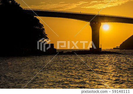 Iojima Ohashi Sunset (Nagasaki City, Nagasaki Prefecture) 59148111