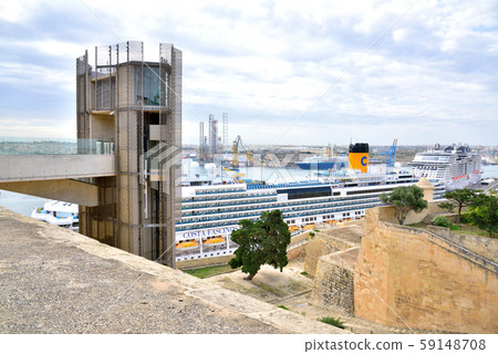 Republic of Malta, Baraka Lift, Upper Baraka Garden, Valletta Port Republic of Malta, Baraka Lift, Upper Baraka Garden, Valletta Port 59148708