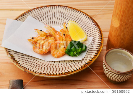 Fried shrimp 59160962