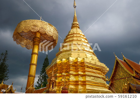 Wat Doi Suthep golden stupa, Chiang Mai, Thailand 59161210