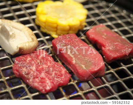 Uchimomo (Omi beef) Uchimomo (Omi beef) 59162332
