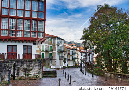 西班牙邊境小鎮巴斯克·洪德拉比亞 59163774